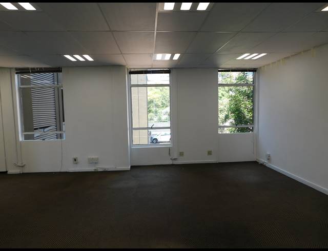 184M² OFFICE TO LET IN ROSEBANK